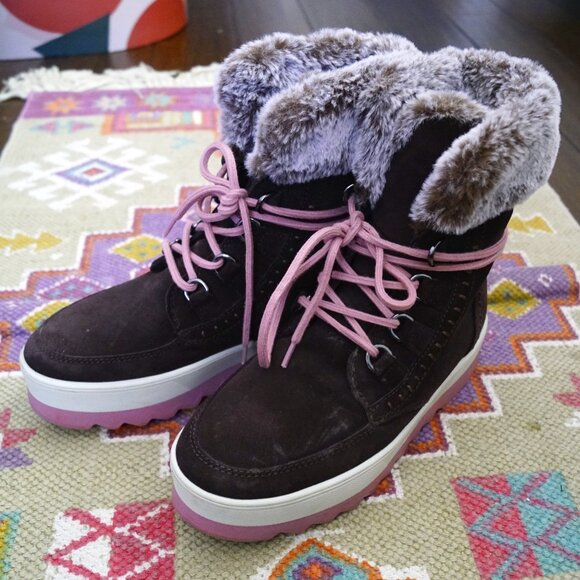 Women's Cougar Vanetta Waterproof Snow Boot, Dark Brown & Pink. Size US 7 - Picture 6 of 16